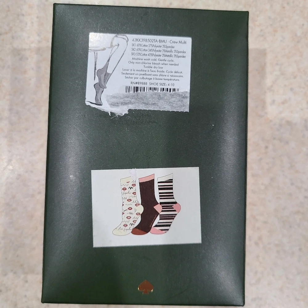 NWT Kate Spade New York 3 Pair Crew Socks Floral Striped Lips - Picture 6 of 9